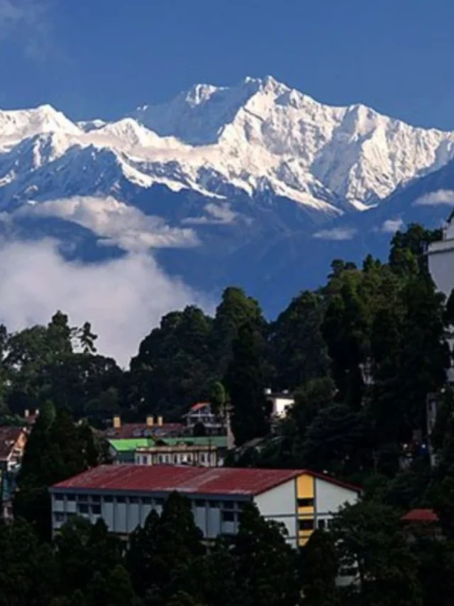 Darjeeling: The Jewel of the Himalayas with Timeless Charm
